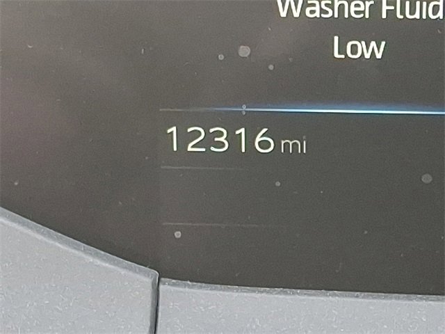 Used 2025 Toyota Prius LE image 19