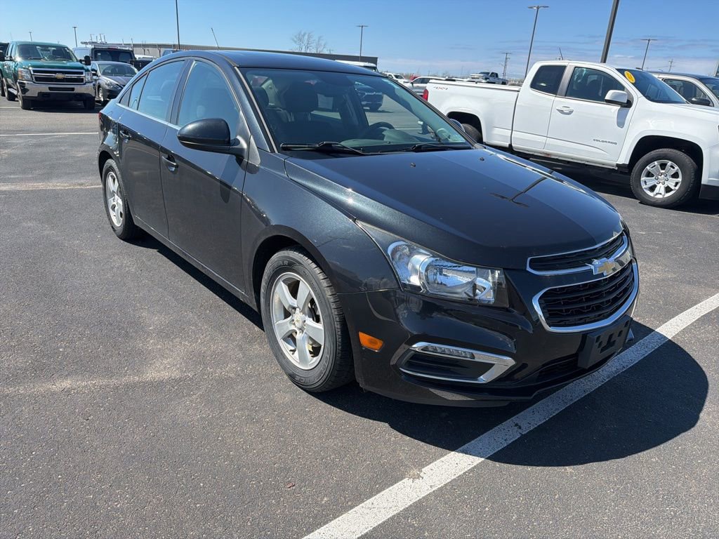 Used 2016 Chevrolet Cruze LT w/ Sun And Sound Package FWD image 1