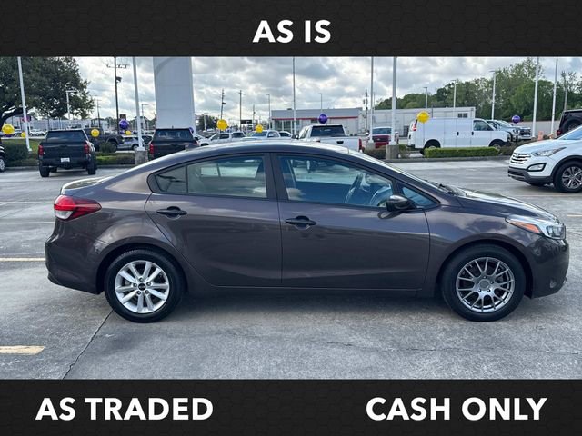 Used 2017 Kia Forte LX w/ LX Popular Package image 9