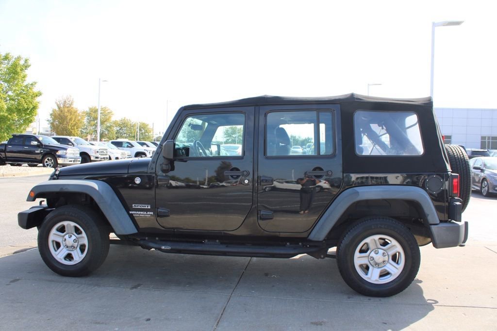 Used 2016 Jeep Wrangler Unlimited Sport w/ Max Tow Package image 4