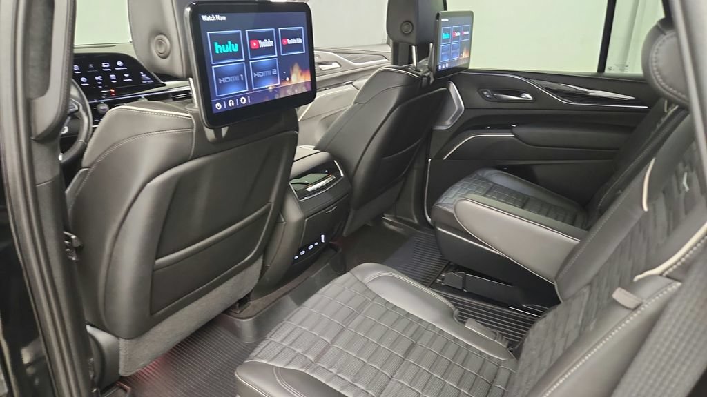 Used 2023 Cadillac Escalade V AWD/4WD image 34