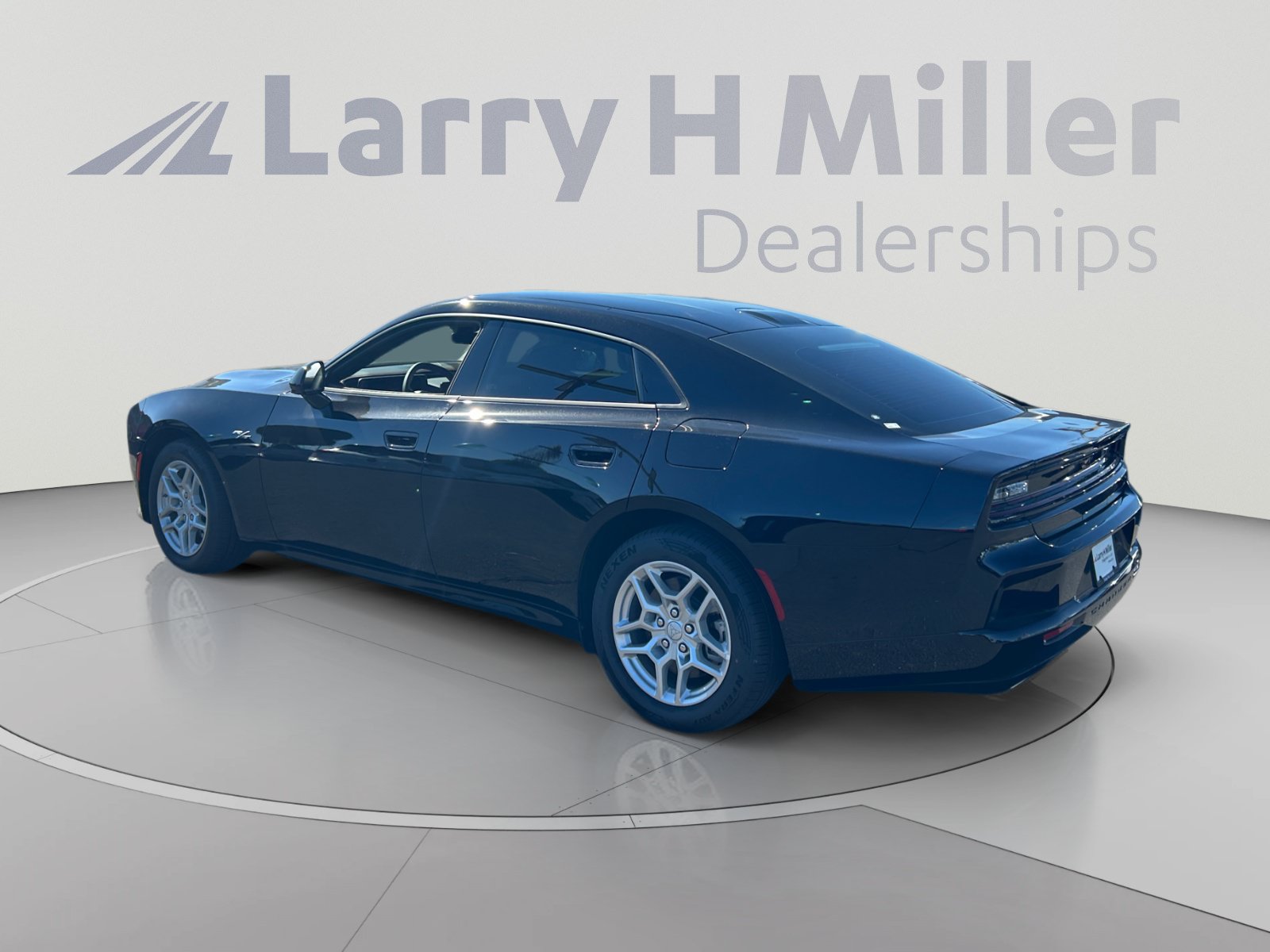 Used 2026 Dodge Charger R/T AWD/4WD image 3