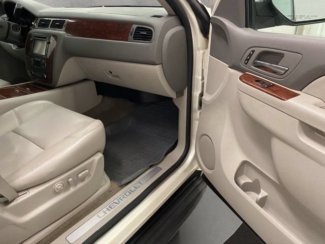 Used 2012 Chevrolet Tahoe LTZ AWD/4WD image 21