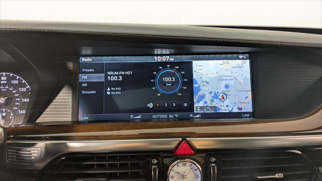 Used 2017 Genesis G90 5.0 Ultimate RWD image 30