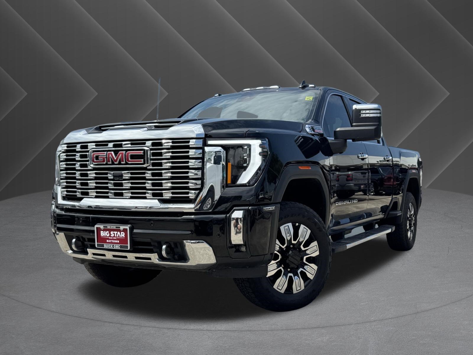 Used 2025 GMC Sierra 2500 Denali AWD/4WD image 2
