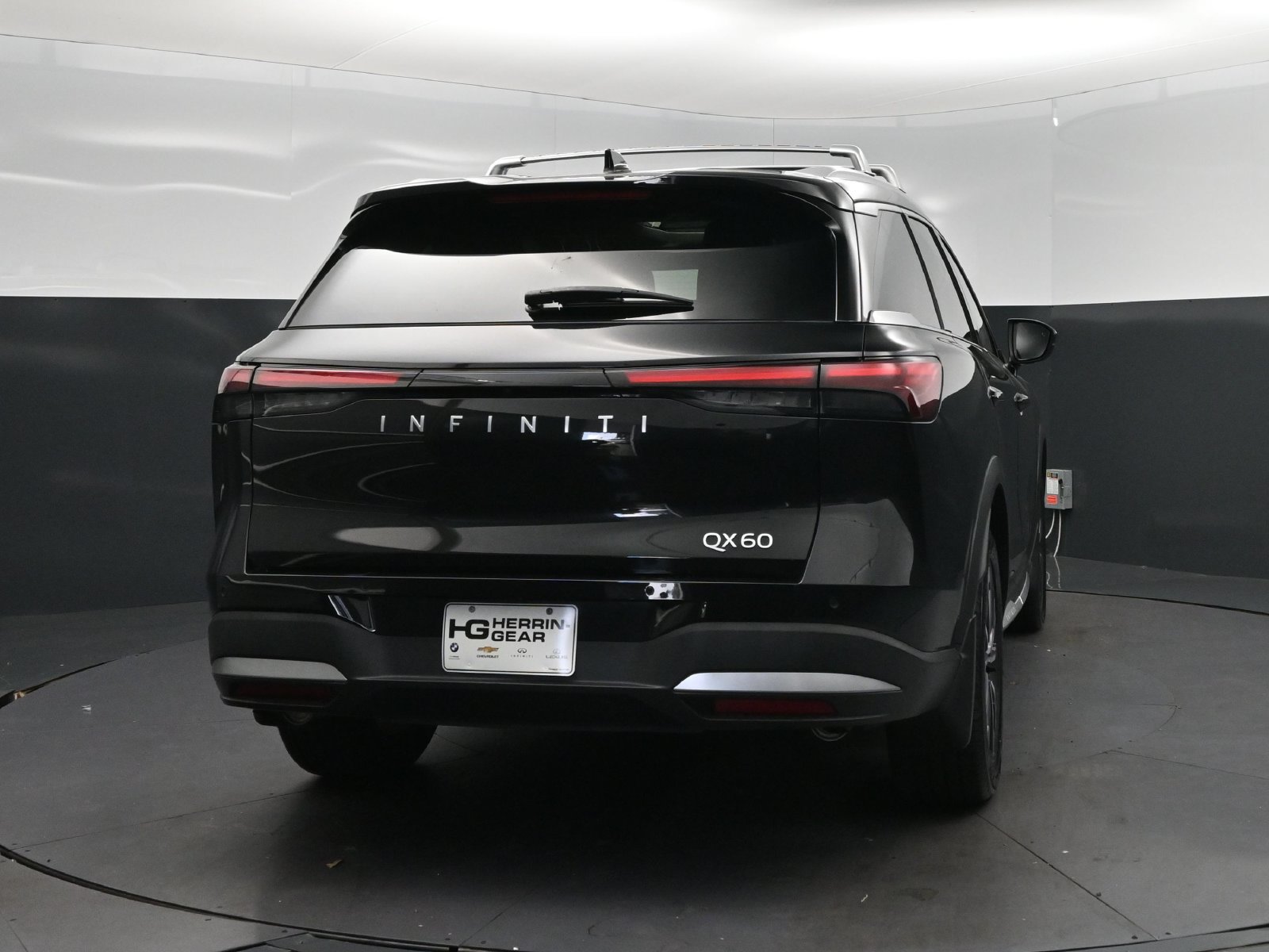 Used 2026 INFINITI QX60 Luxe w/ Cargo Package FWD image 7