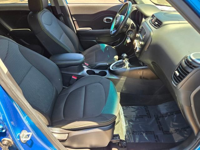 Used 2016 Kia Soul + w/ Designer's Package FWD image 20