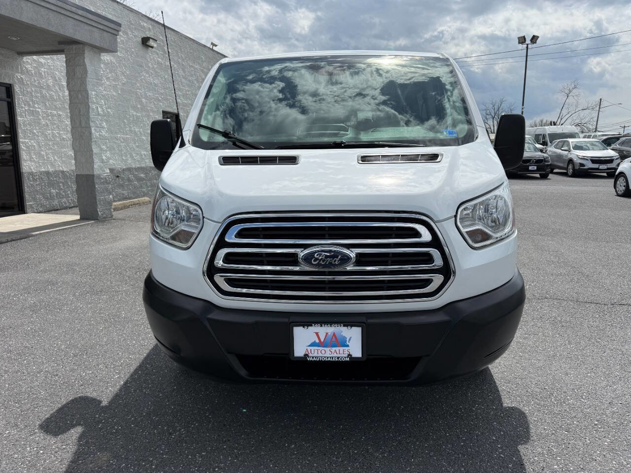 Used 2019 Ford Transit 350 XLT RWD image 34