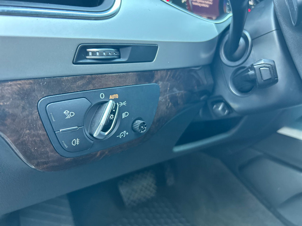 Used 2017 Audi Q7 2.0T Premium Plus w/ Premium Plus Package image 21