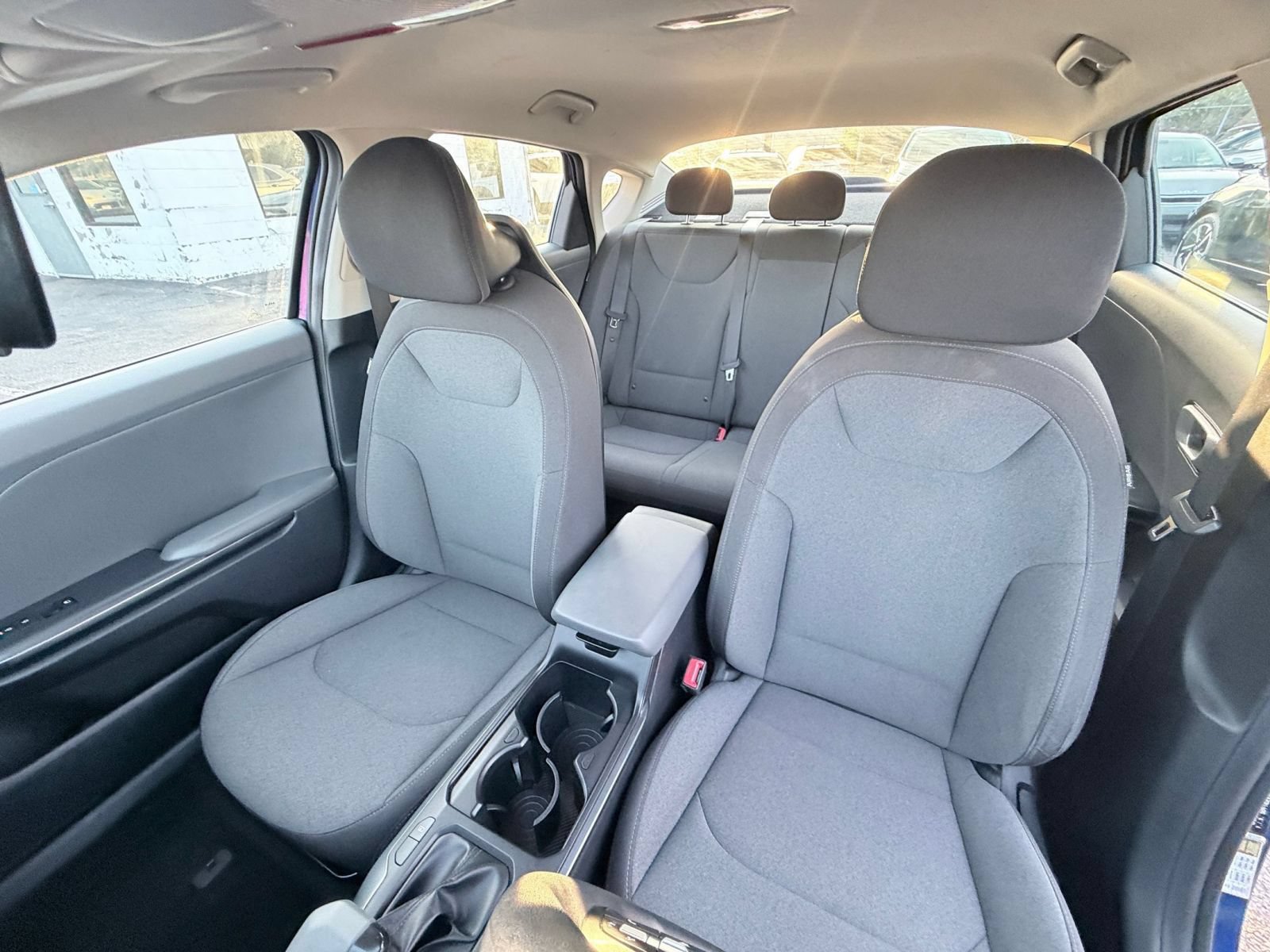 Used 2025 Kia K4 FWD image 35