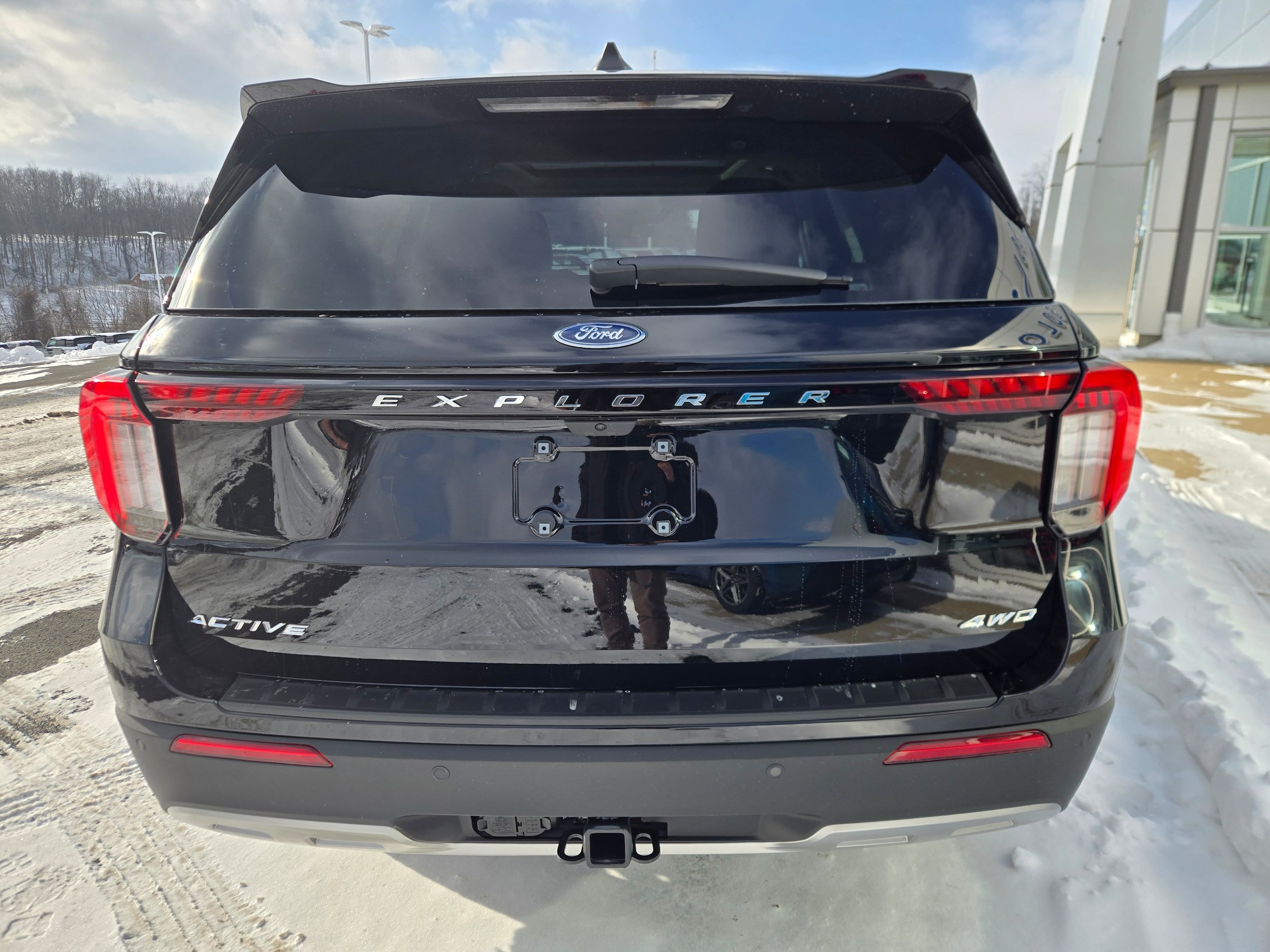 New 2026 Ford Explorer Active w/ Active Comfort Package AWD/4WD image 6