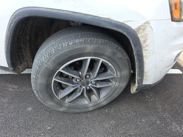 Used 2019 Jeep Grand Cherokee Limited w/ Luxury Group II image 11