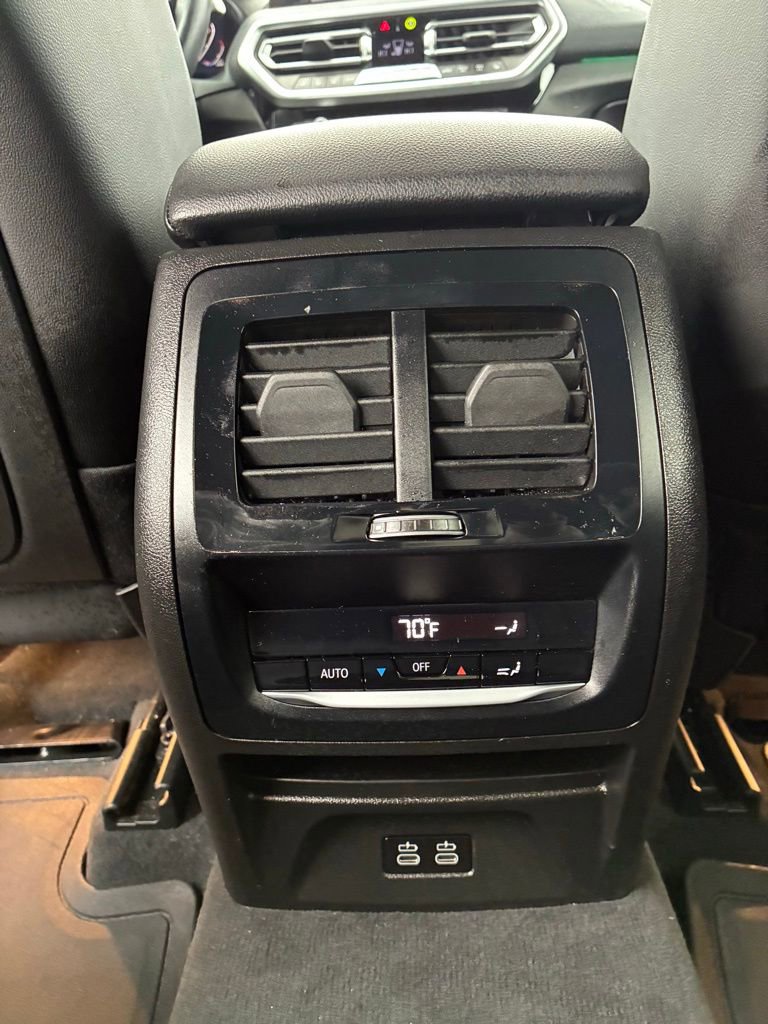 Used 2024 BMW X3 xDrive30i w/ Convenience Package AWD/4WD image 16