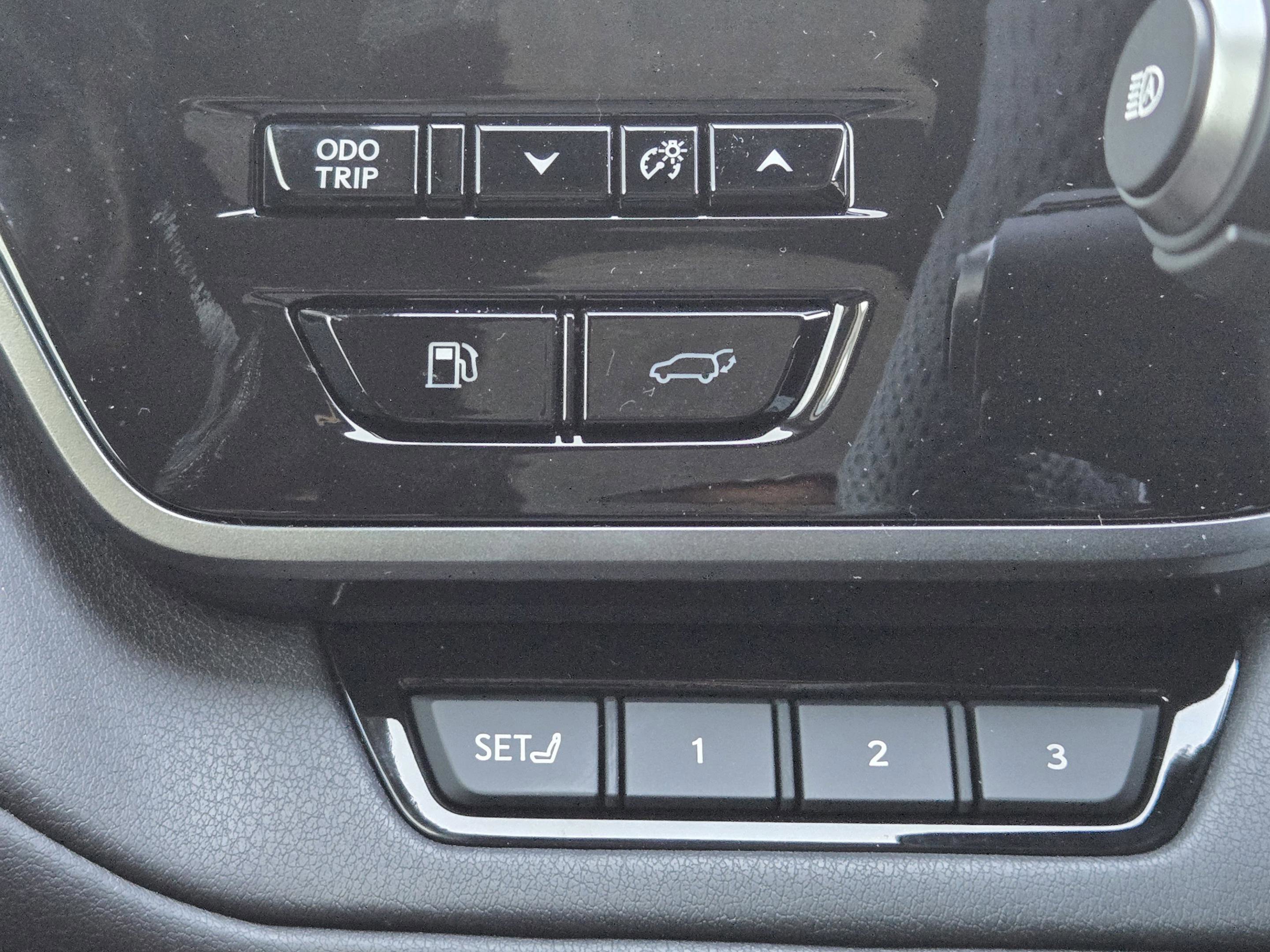 New 2026 Lexus TX 500h AWD image 16