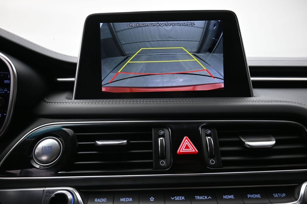 Used 2020 Genesis G70 2.0T RWD image 4
