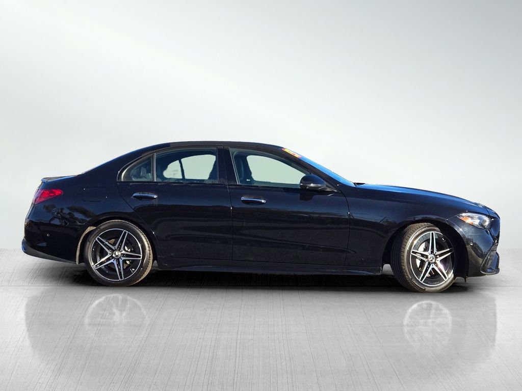 Used 2023 Mercedes-Benz C 300 4MATIC Sedan image 3