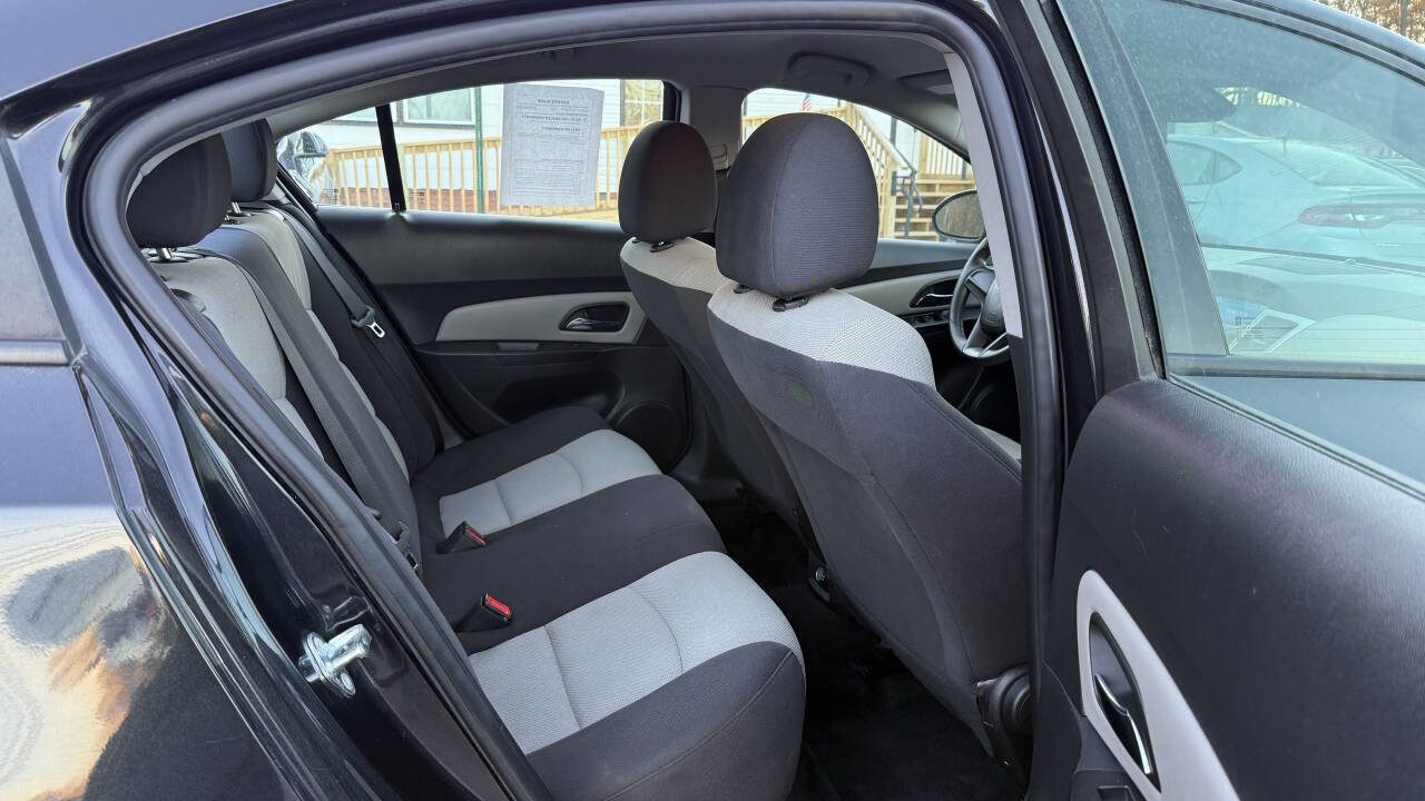 Used 2016 Chevrolet Cruze LS image 14