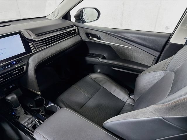 Used 2025 Toyota Camry XLE w/ Premium Plus Package AWD/4WD image 29