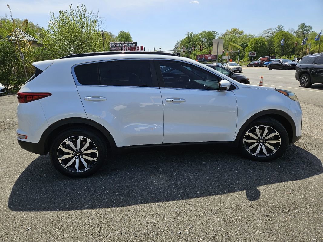 Used 2018 Kia Sportage EX w/ EX Premium Package image 6