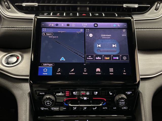 New 2025 Jeep Grand Cherokee L Limited w/ Luxury Tech Group II image 9