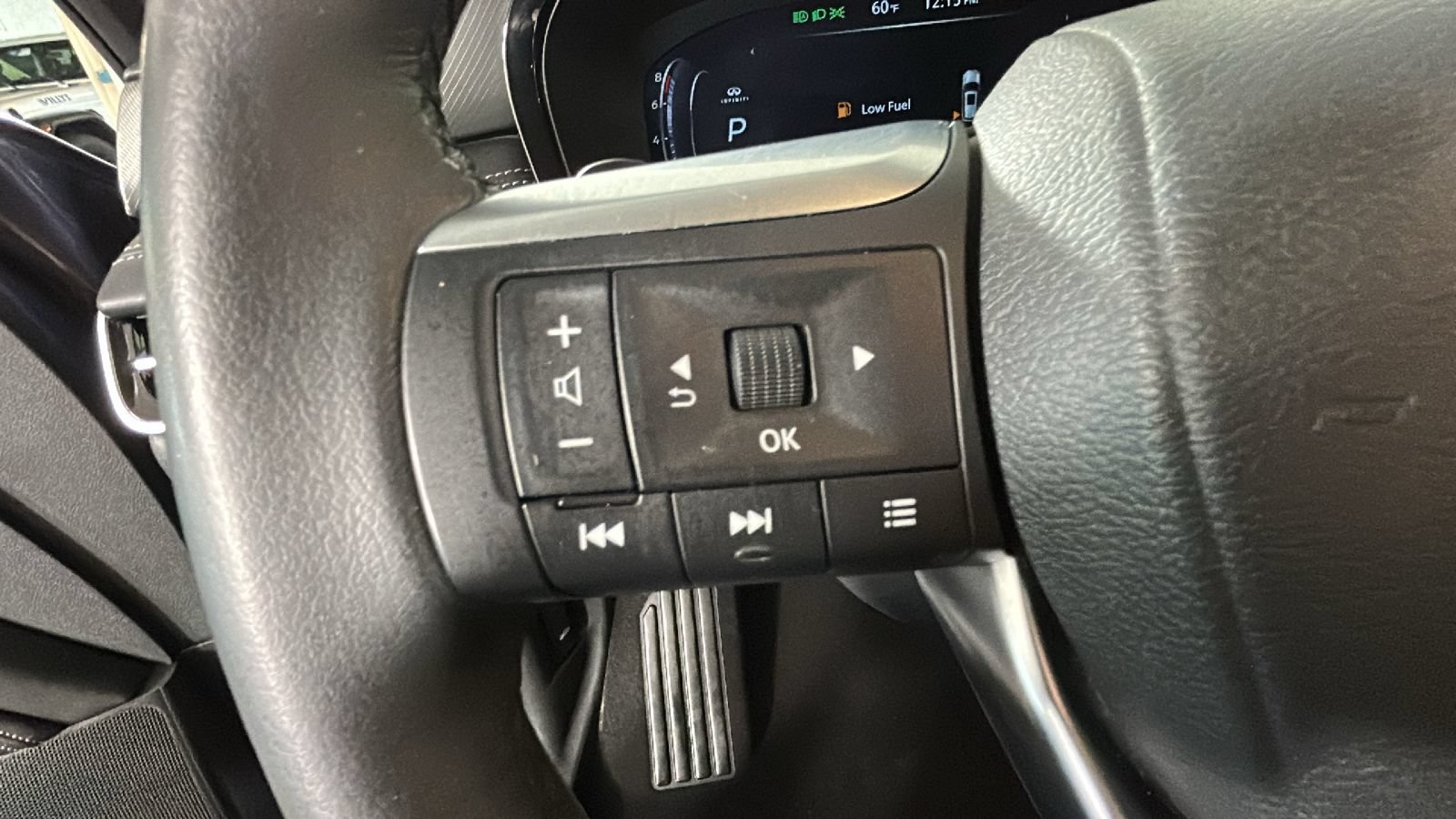 Used 2024 INFINITI QX60 Luxe AWD/4WD image 18