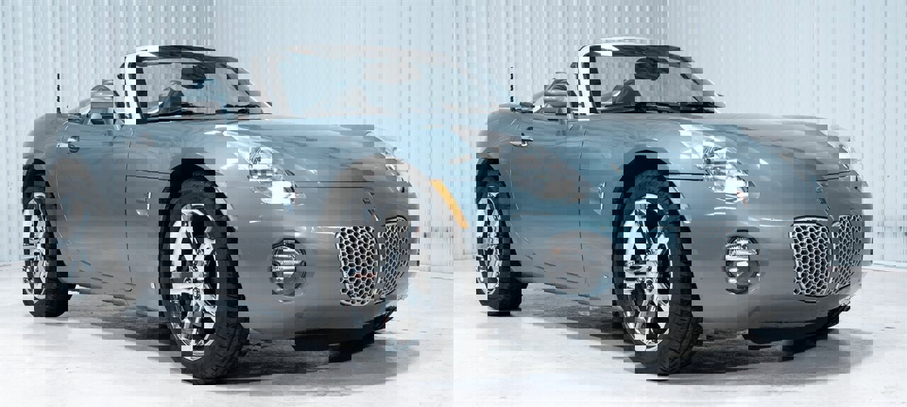 Used 2007 Pontiac Solstice Convertible w/ Premium Package image 8