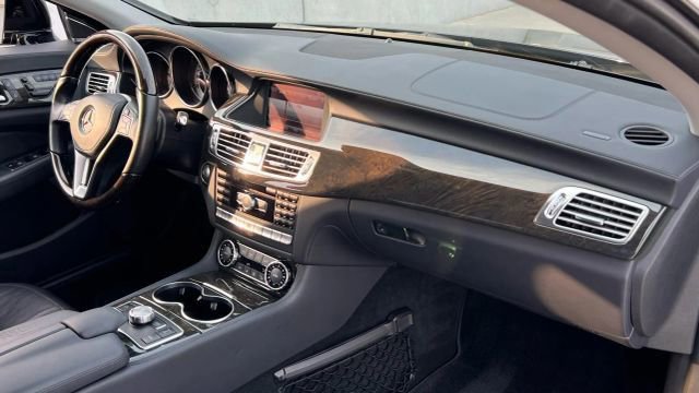 Used 2013 Mercedes-Benz CLS 550 image 18
