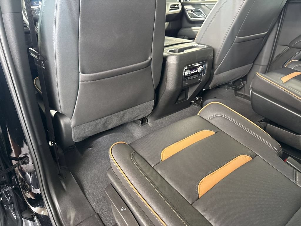 Used 2023 GMC Yukon AT4 AWD/4WD image 28