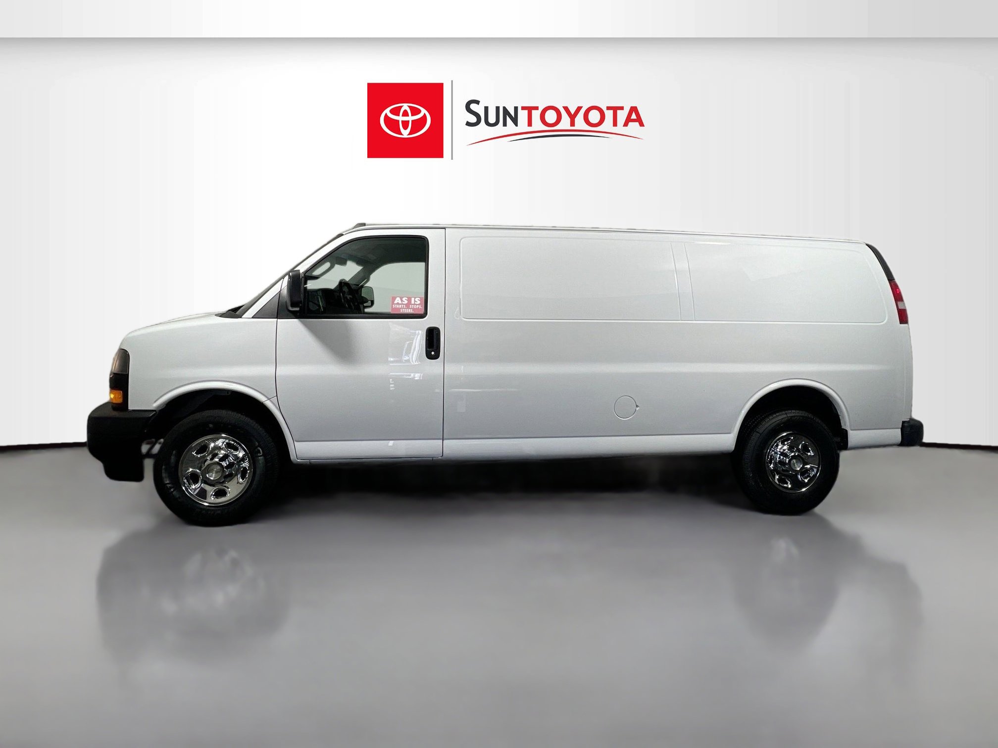 Used 2021 Chevrolet Express 2500 Extended w/ Communications Package image 7