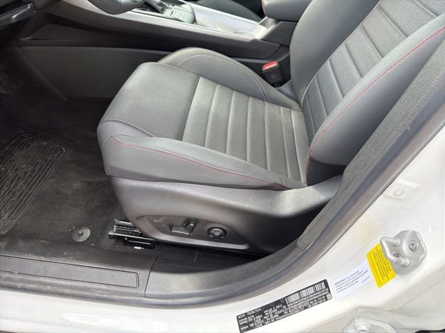 Used 2024 Dodge Hornet R/T w/ R/T Blacktop Package AWD/4WD image 5