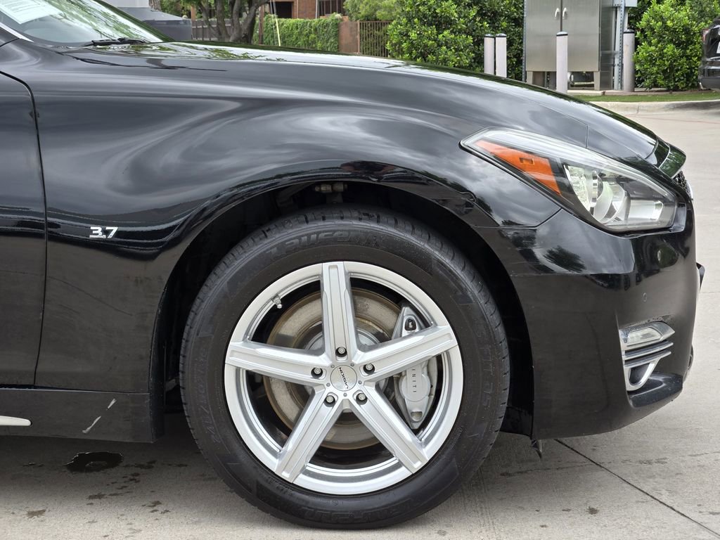 Used 2017 INFINITI Q70 L 3.7 image 13