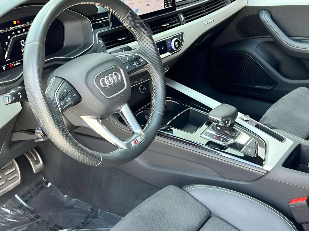 Used 2022 Audi A5 2.0T Premium Plus w/ Premium Plus AWD/4WD image 8