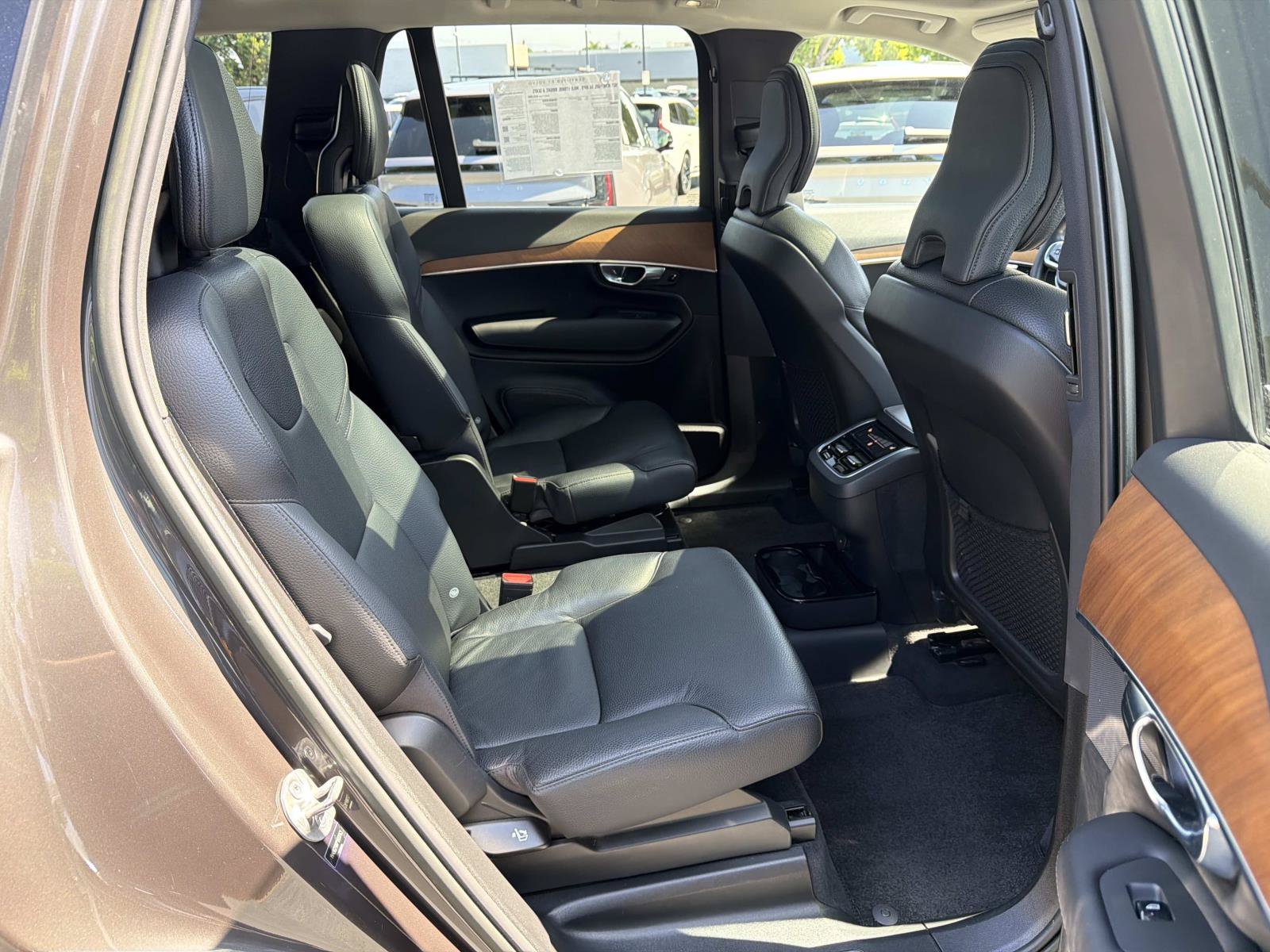 Certified 2023 Volvo XC90 B6 Plus w/ Protection Package Premier AWD/4WD image 25