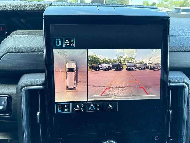 Certified 2025 GMC Yukon Denali AWD/4WD image 15