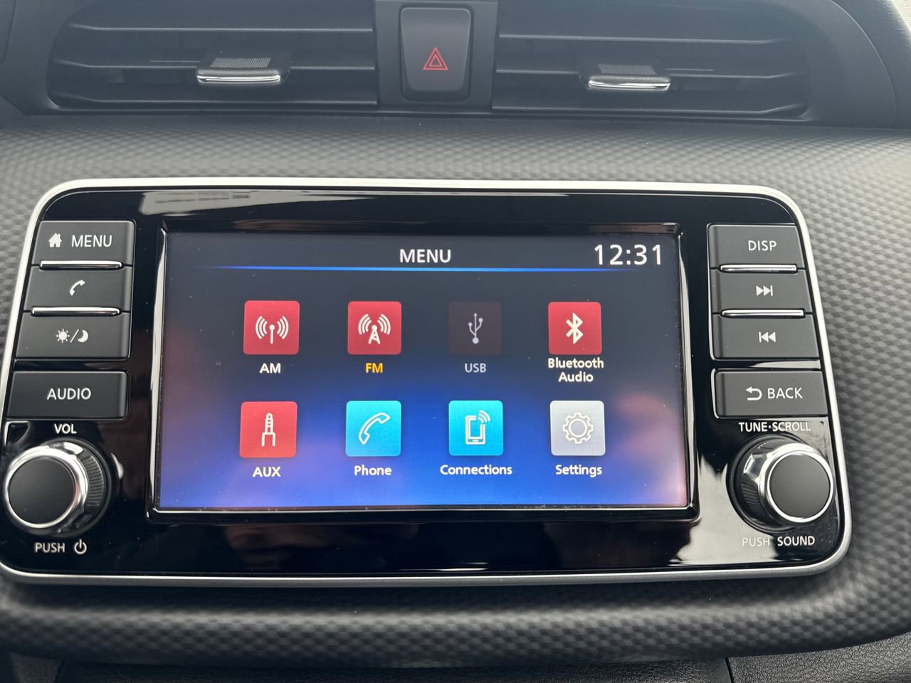 Used 2024 Nissan Kicks S image 19