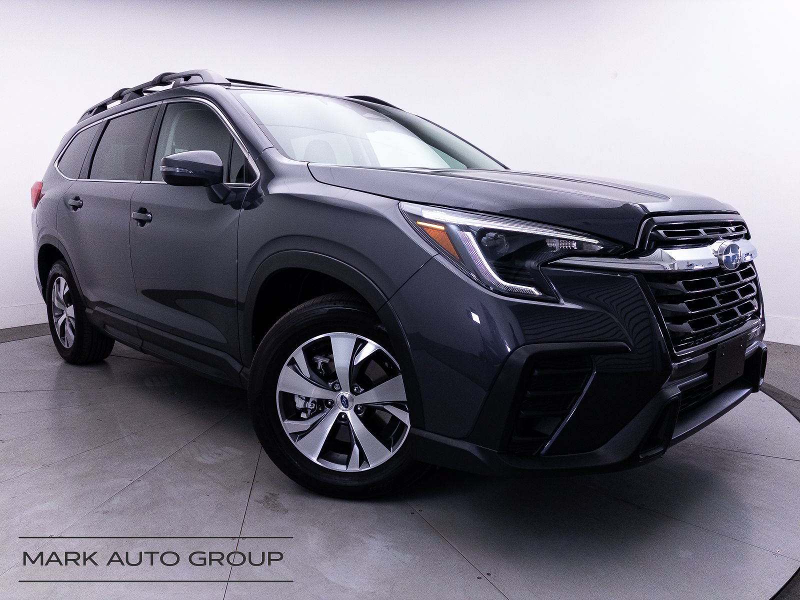 Used 2023 Subaru Ascent Premium w/ Convenience Package AWD/4WD image 1
