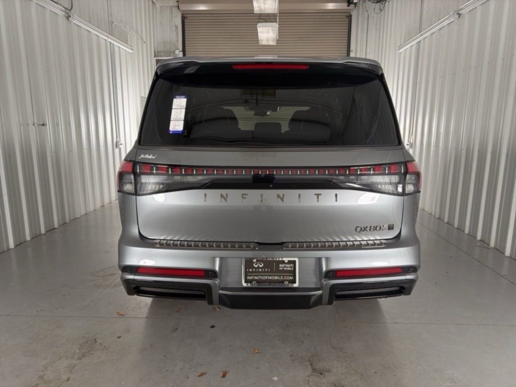 Certified 2026 INFINITI QX80 4WD w/ Sport Exterior Package image 5