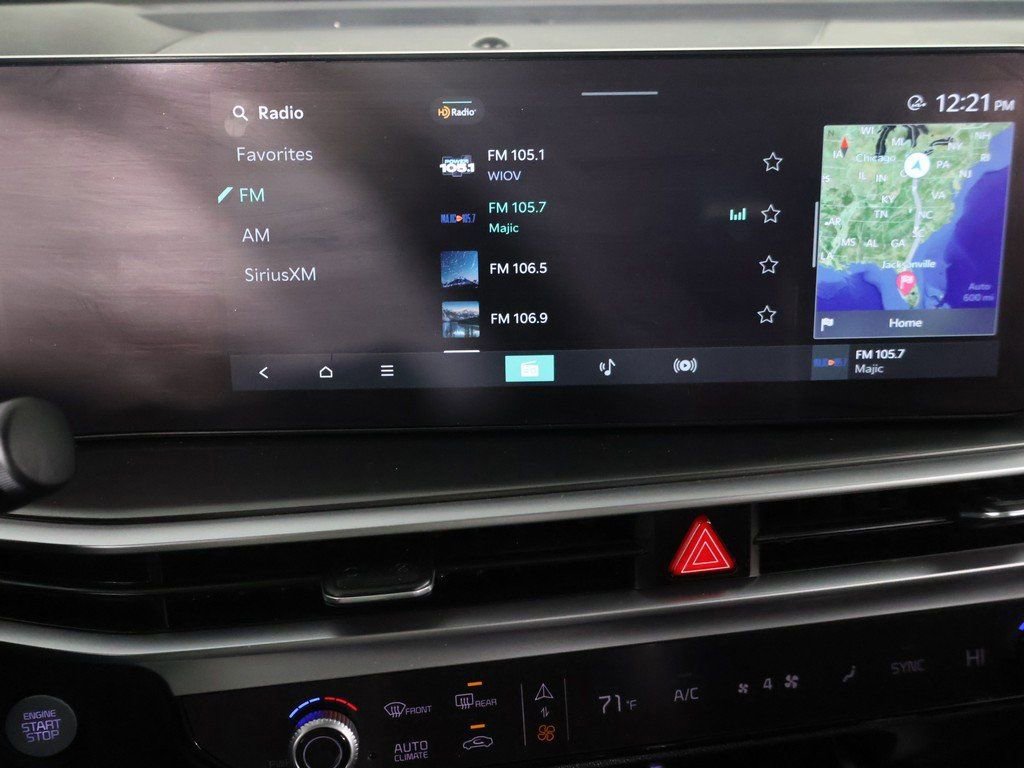 Used 2024 Kia Sorento S image 44