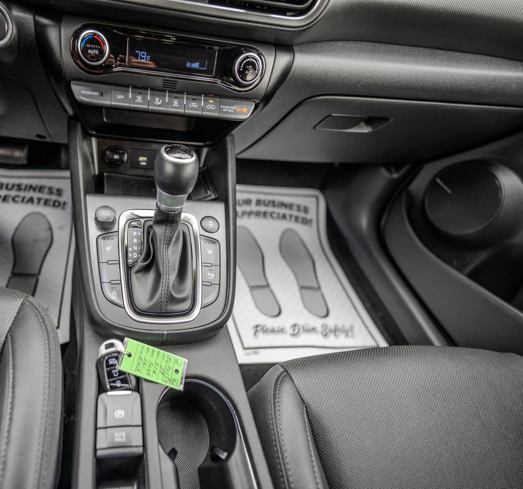 Used 2023 Hyundai Kona Limited image 15