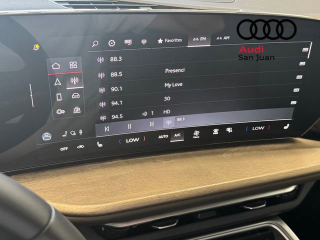 Used 2025 Audi Q5 Premium w/ Convenience Package AWD/4WD image 15