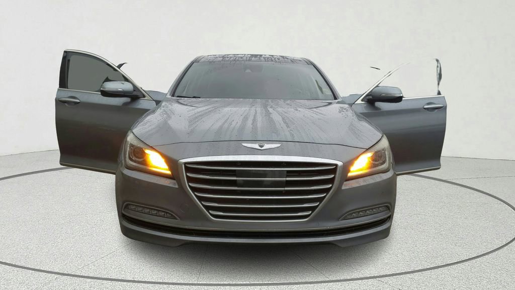 Used 2015 Hyundai Genesis 5.0 RWD image 9