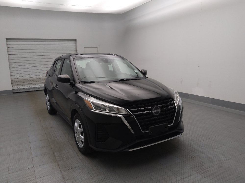 Used 2022 Nissan Kicks S FWD image 14