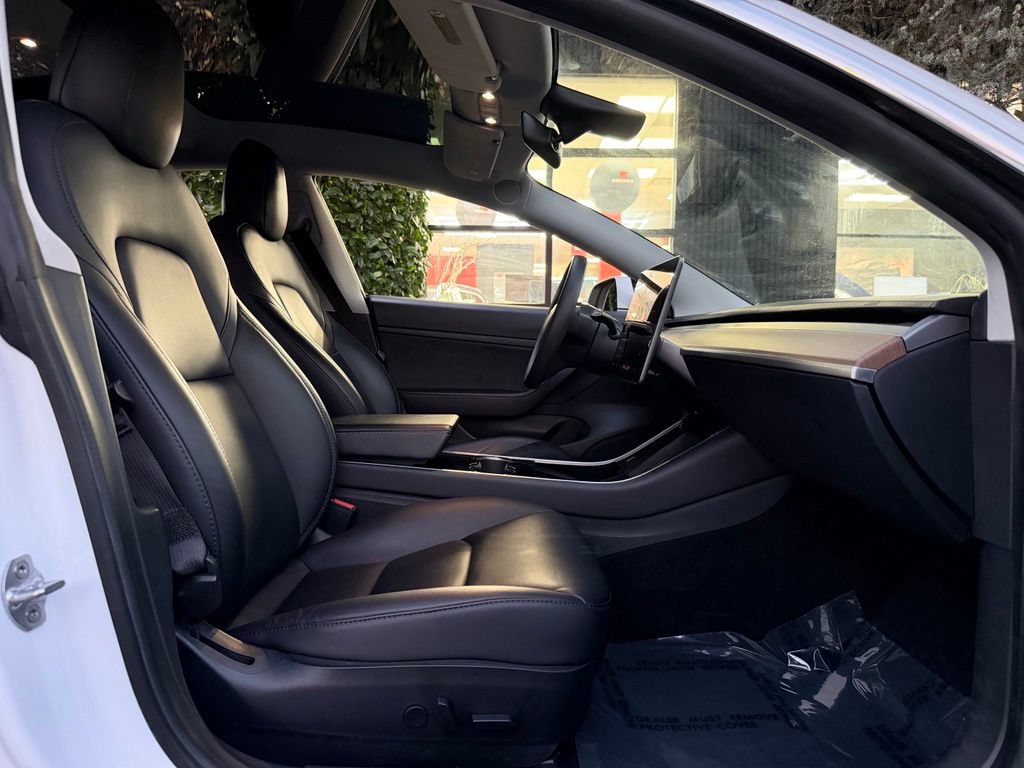 Used 2020 Tesla Model 3 RWD image 49