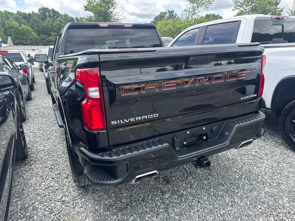 Used 2019 Chevrolet Silverado 1500 Custom Trail Boss w/ Custom Convenience Package AWD/4WD image 4