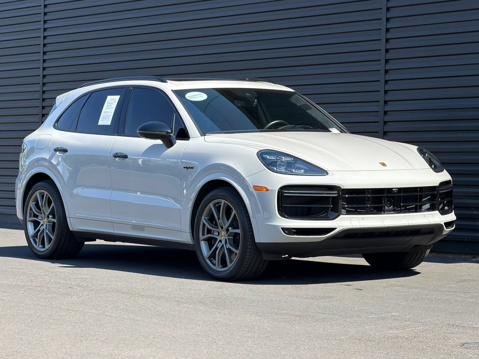 Certified 2023 Porsche Cayenne Turbo S AWD/4WD image 11