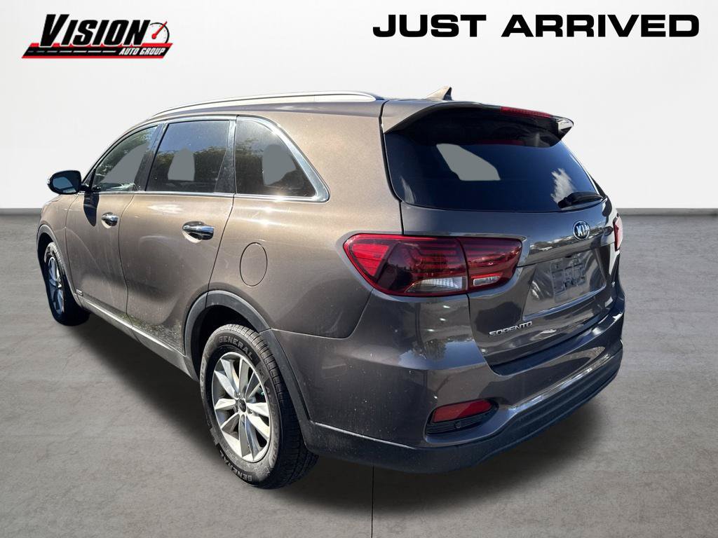 Used 2019 Kia Sorento AWD w/ LX Convenience Package image 2