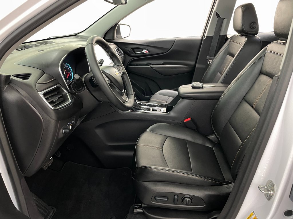 Used 2024 Chevrolet Equinox Premier image 12