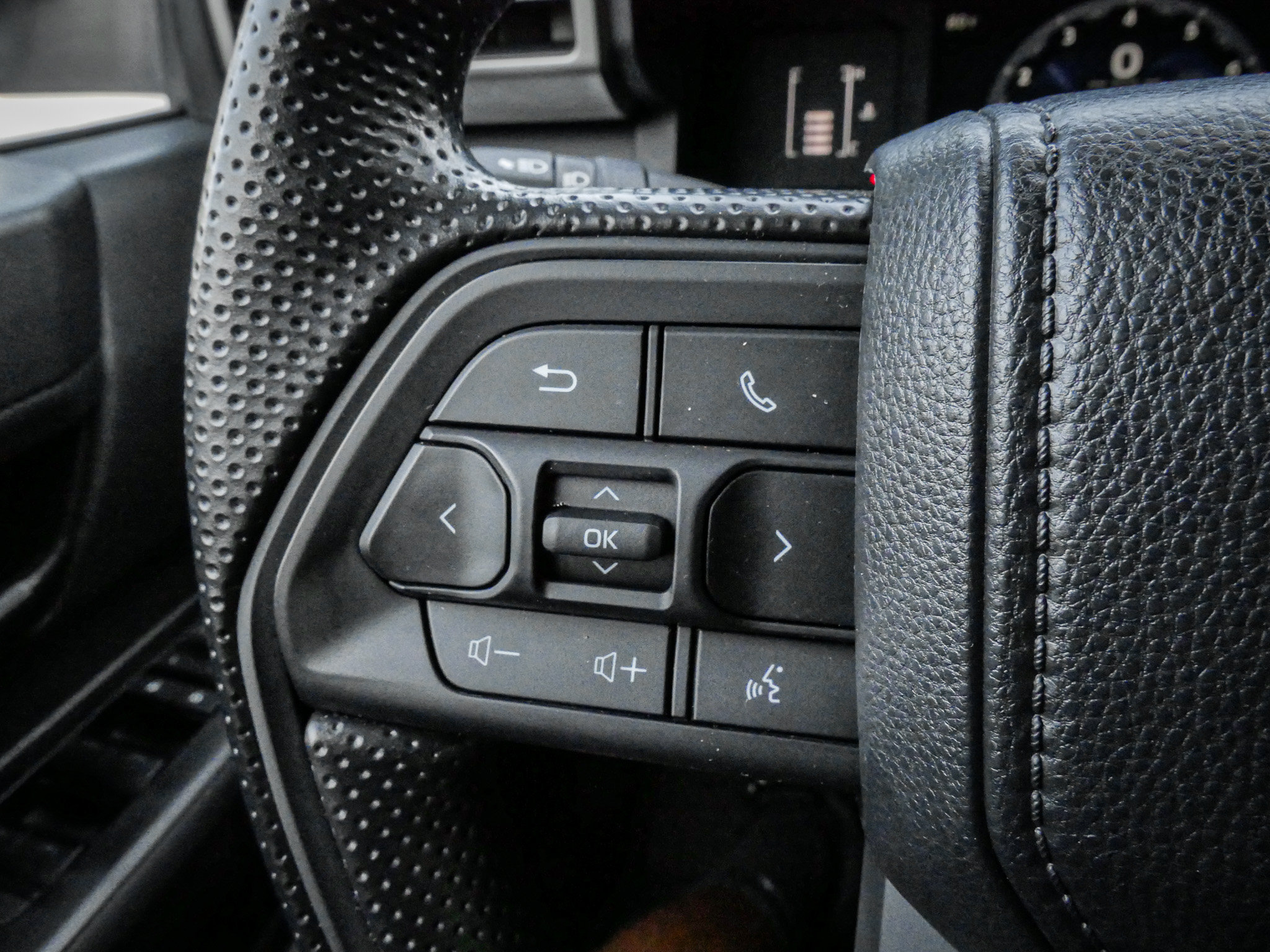 Used 2026 Toyota Tacoma SR5 RWD image 19