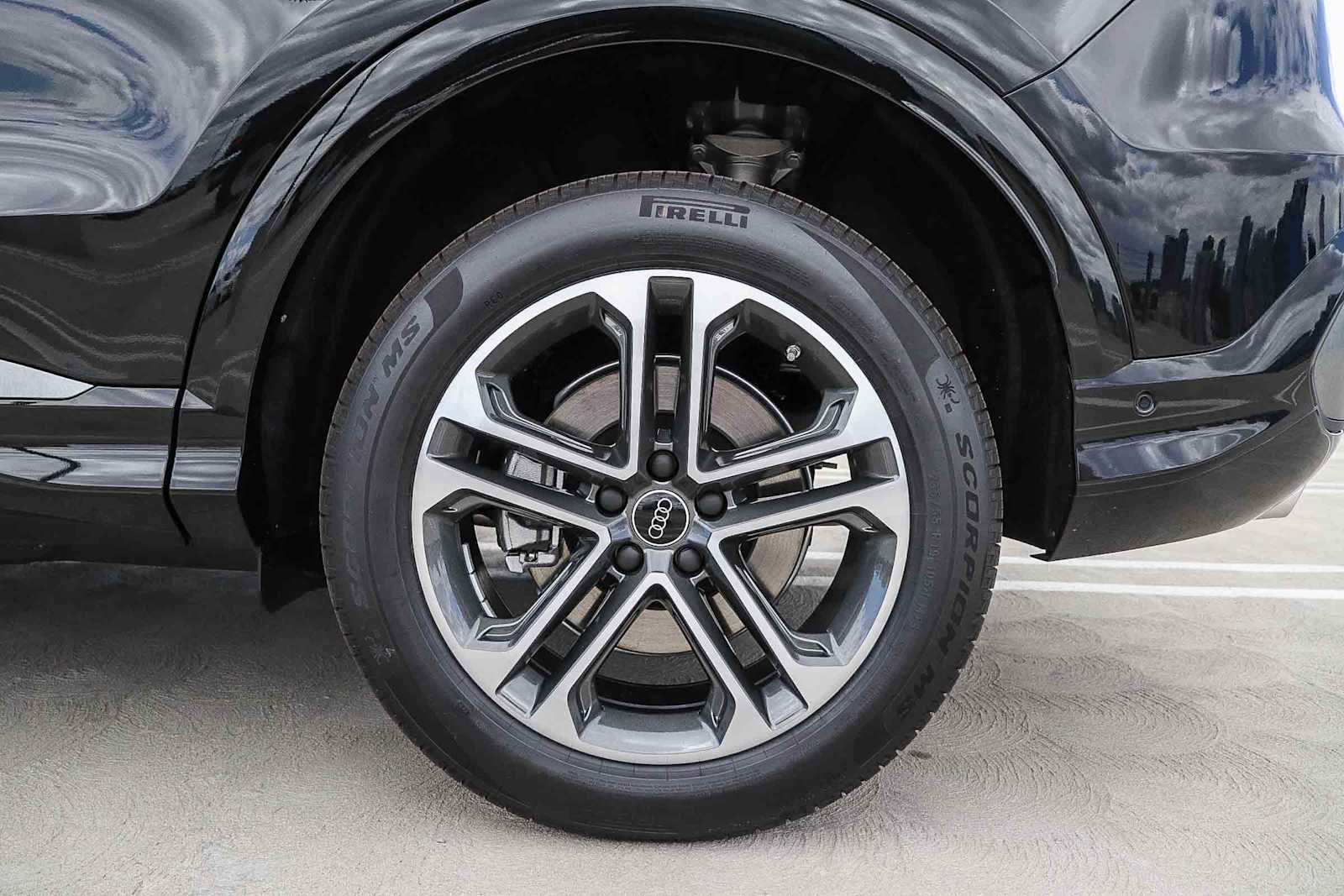 New 2026 Audi Q5 Premium AWD/4WD image 13