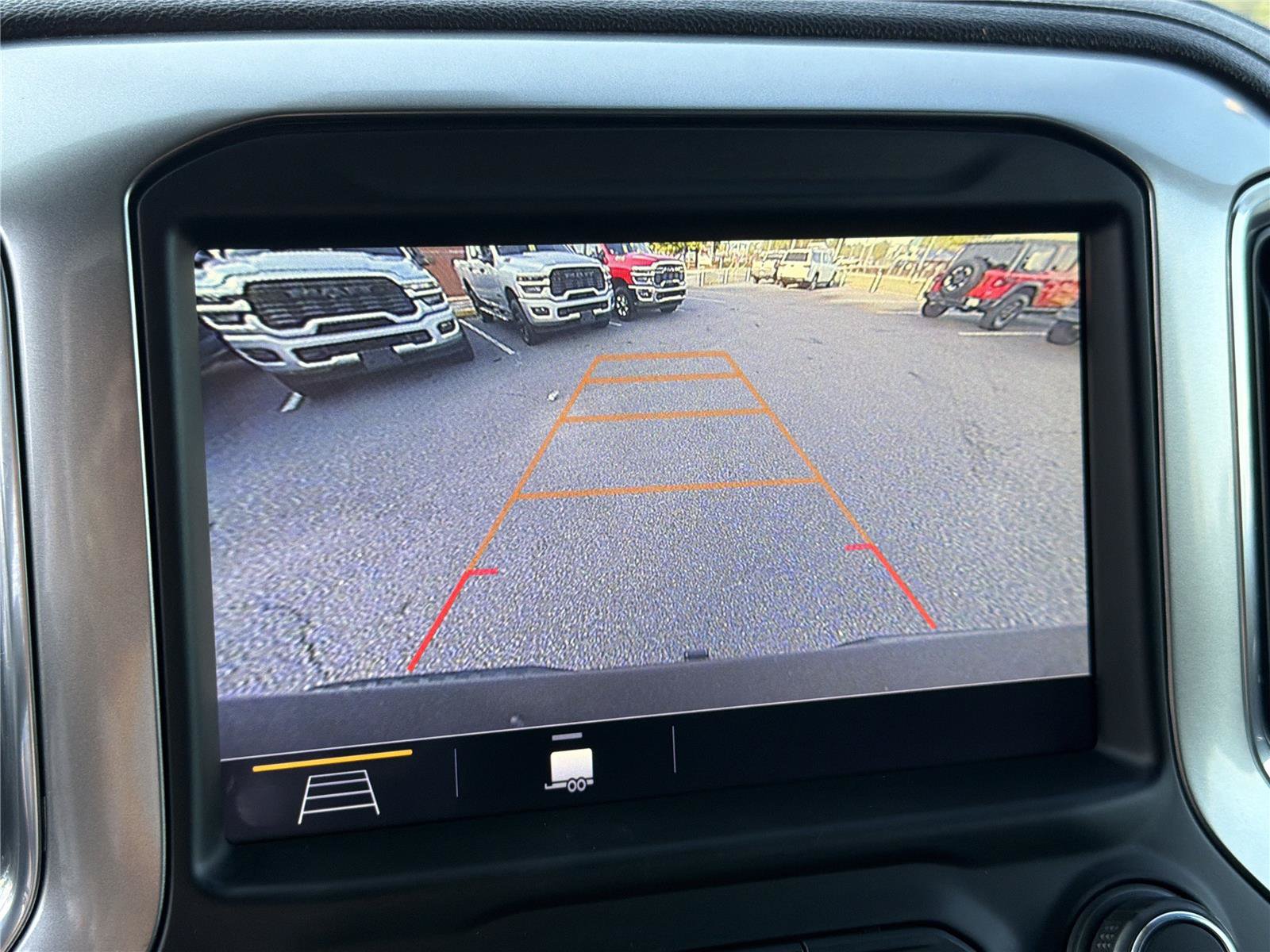 Used 2019 Chevrolet Silverado 1500 LT Trail Boss AWD/4WD image 28